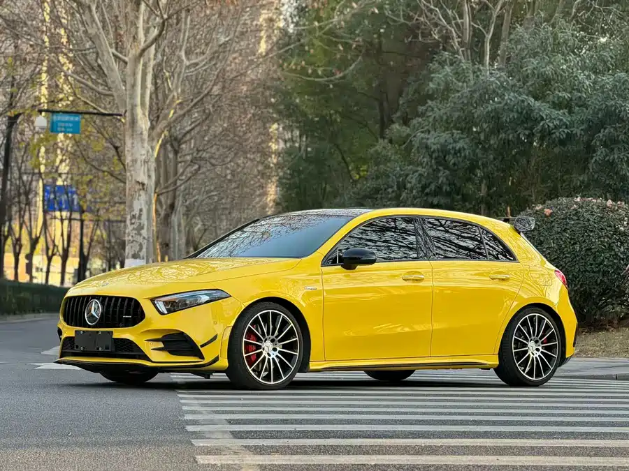 Mercedes-Benz Mercedes-Benz GLC Coupe в цвете и кузовом – это идеальный выбор среди китайских автомобилей. Доступная цена и надежность гарантированы.