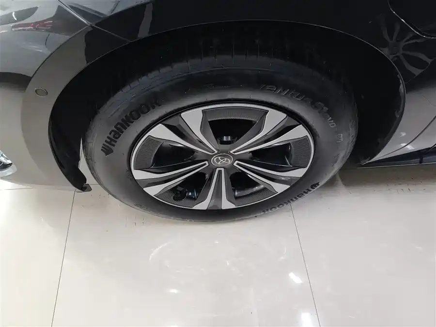 Mercedes-Benz Mercedes-Benz GLC Coupe в цвете и кузовом – это идеальный выбор среди китайских автомобилей. Доступная цена и надежность гарантированы.