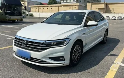 Volkswagen FAW-Volkswagen CC в цвете и кузовом – это идеальный выбор среди китайских автомобилей. Доступная цена и надежность гарантированы.
