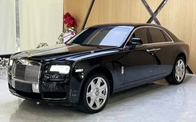 Rolls-Royce Rolls-Royce Ghost в цвете и кузовом – это идеальный выбор среди китайских автомобилей. Доступная цена и надежность гарантированы.