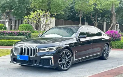BMW BMW 3 Series в цвете и кузовом – это идеальный выбор среди китайских автомобилей. Доступная цена и надежность гарантированы.