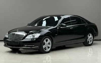 Mercedes-Benz Mercedes-Benz E-Class в цвете и кузовом – это идеальный выбор среди китайских автомобилей. Доступная цена и надежность гарантированы.