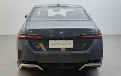 BMW BMW iX3 в цвете и кузовом – это идеальный выбор среди китайских автомобилей. Доступная цена и надежность гарантированы.