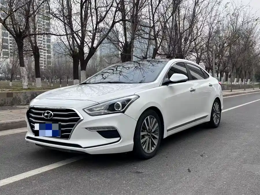 LEAPMOTOR Leapmotor C01 в цвете и кузовом – это идеальный выбор среди китайских автомобилей. Доступная цена и надежность гарантированы.