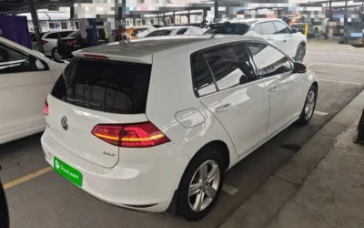 Volkswagen Volkswagen Magotan в цвете и кузовом – это идеальный выбор среди китайских автомобилей. Доступная цена и надежность гарантированы.