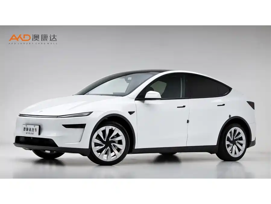 WuLing WuLing Xingguang в цвете и кузовом – это идеальный выбор среди китайских автомобилей. Доступная цена и надежность гарантированы.