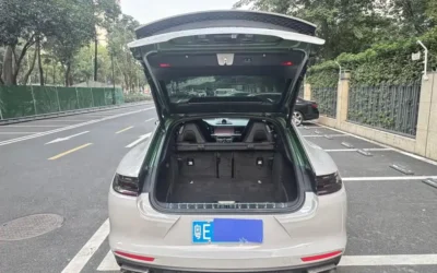 Porsche Porsche Cayenne в цвете и кузовом – это идеальный выбор среди китайских автомобилей. Доступная цена и надежность гарантированы.