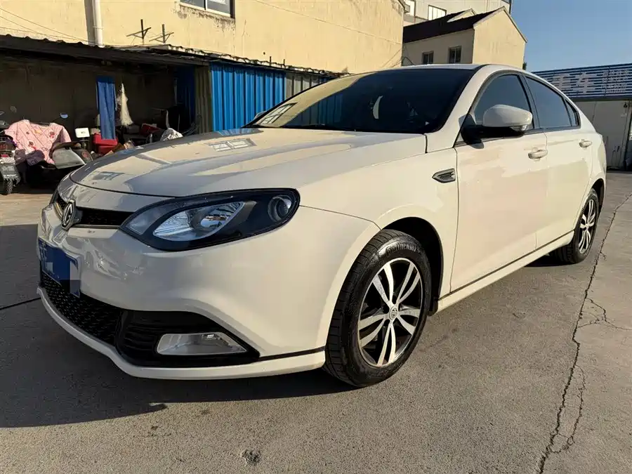 Nissan Nissan Livina в цвете и кузовом – это идеальный выбор среди китайских автомобилей. Доступная цена и надежность гарантированы.