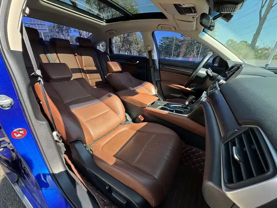 Hyundai Hyundai ix35 в цвете и кузовом – это идеальный выбор среди китайских автомобилей. Доступная цена и надежность гарантированы.