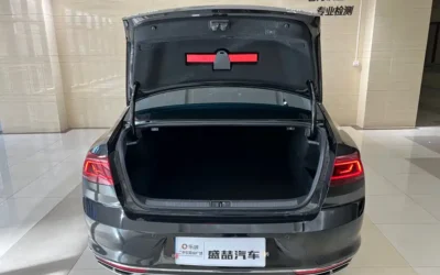 Volkswagen Volkswagen TAYRON в цвете и кузовом – это идеальный выбор среди китайских автомобилей. Доступная цена и надежность гарантированы.
