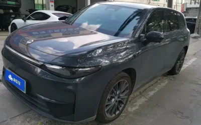 LEAPMOTOR LEAPMOTOR в цвете LEAPMOTOR и кузовом LEAPMOTOR – это идеальный выбор среди китайских автомобилей. Доступная цена и надежность гарантированы.