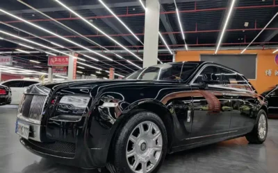 Rolls-Royce Rolls-Royce Ghost в цвете и кузовом – это идеальный выбор среди китайских автомобилей. Доступная цена и надежность гарантированы.