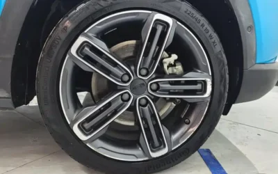 Geely Geely Coolray в цвете и кузовом – это идеальный выбор среди китайских автомобилей. Доступная цена и надежность гарантированы.