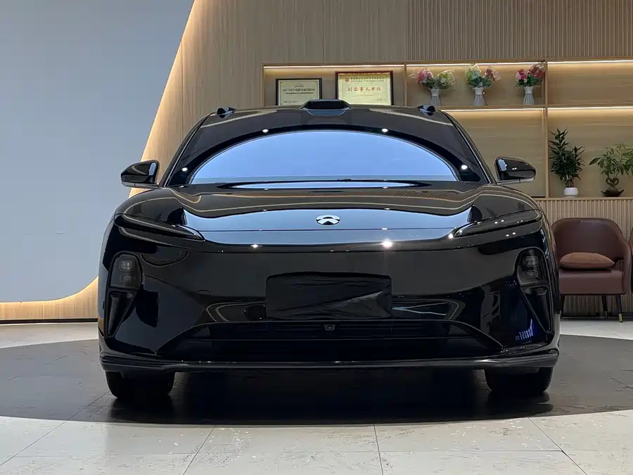 GAC Trumpchi Trumpchi M8 в цвете и кузовом – это идеальный выбор среди китайских автомобилей. Доступная цена и надежность гарантированы.