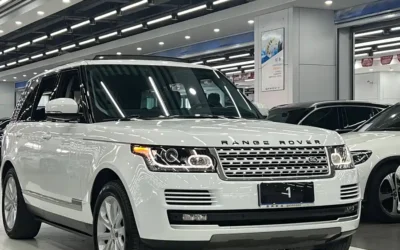 Land Rover Land Rover Range Rover в цвете и кузовом – это идеальный выбор среди китайских автомобилей. Доступная цена и надежность гарантированы.