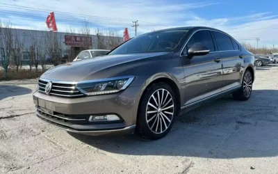 Volkswagen Volkswagen T-ROC в цвете и кузовом – это идеальный выбор среди китайских автомобилей. Доступная цена и надежность гарантированы.