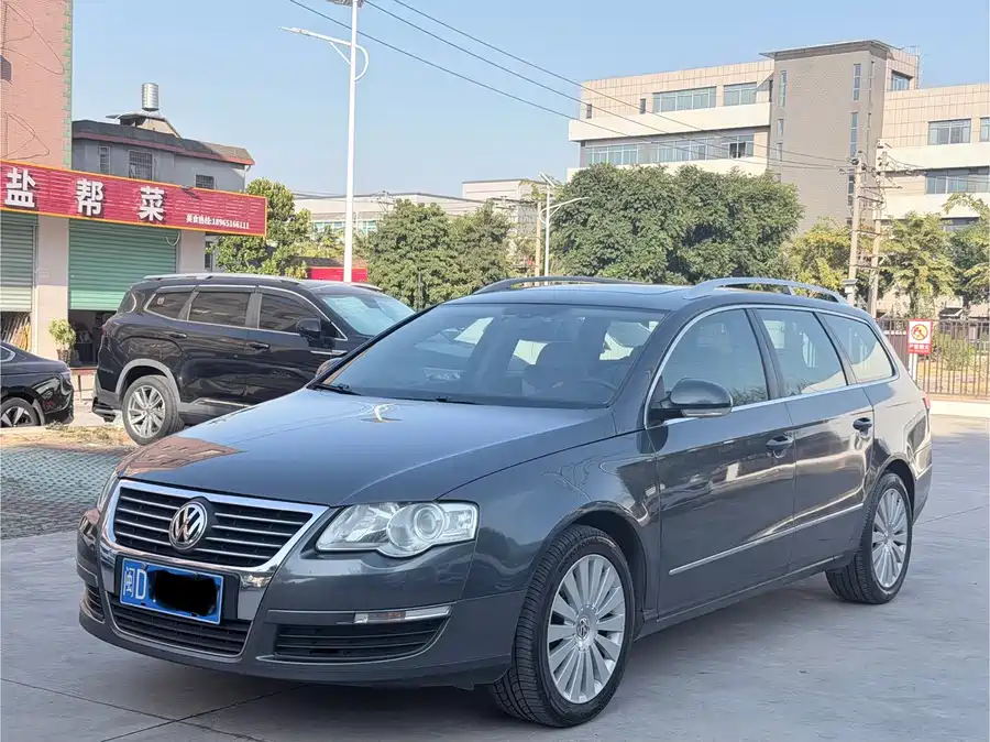 Volkswagen Volkswagen Magotan в цвете и кузовом – это идеальный выбор среди китайских автомобилей. Доступная цена и надежность гарантированы.