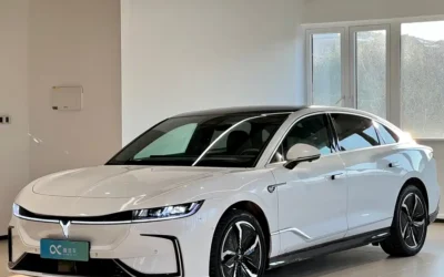 Land Rover Land Rover Discovery в цвете и кузовом – это идеальный выбор среди китайских автомобилей. Доступная цена и надежность гарантированы.