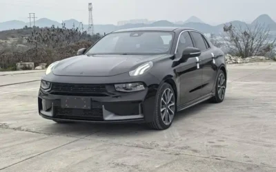 Lynk & Co Lynk & Co 03 в цвете и кузовом – это идеальный выбор среди китайских автомобилей. Доступная цена и надежность гарантированы.