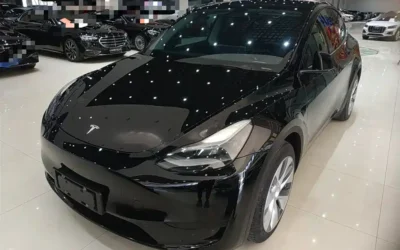 Tesla Tesla Model 3 в цвете и кузовом – это идеальный выбор среди китайских автомобилей. Доступная цена и надежность гарантированы.