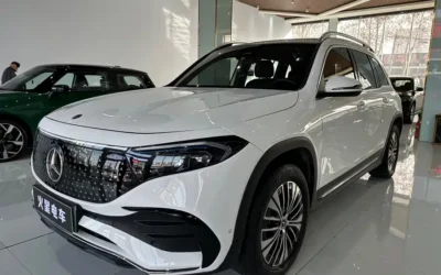 Mercedes-Benz Mercedes-Benz GLA в цвете и кузовом – это идеальный выбор среди китайских автомобилей. Доступная цена и надежность гарантированы.