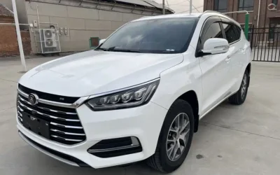 BYD BYD Song PLUS EV в цвете и кузовом – это идеальный выбор среди китайских автомобилей. Доступная цена и надежность гарантированы.