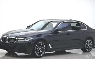 BMW BMW 5 Series GT в цвете и кузовом – это идеальный выбор среди китайских автомобилей. Доступная цена и надежность гарантированы.