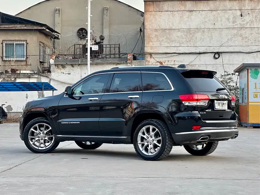 Subaru Subaru Forester в цвете и кузовом – это идеальный выбор среди китайских автомобилей. Доступная цена и надежность гарантированы.
