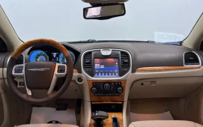 Chrysler Chrysler 300C в цвете и кузовом – это идеальный выбор среди китайских автомобилей. Доступная цена и надежность гарантированы.