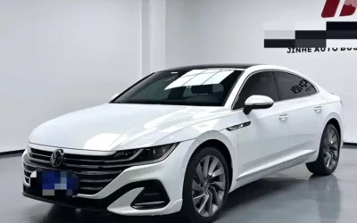 Volkswagen FAW-Volkswagen CC в цвете и кузовом – это идеальный выбор среди китайских автомобилей. Доступная цена и надежность гарантированы.