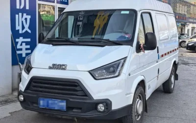 JMC JMC в цвете JMC и кузовом JMC – это идеальный выбор среди китайских автомобилей. Доступная цена и надежность гарантированы.