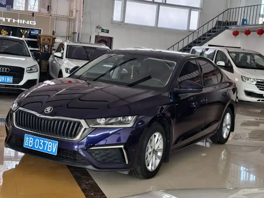 Skoda Skoda Octavia в цвете и кузовом – это идеальный выбор среди китайских автомобилей. Доступная цена и надежность гарантированы.