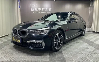 BMW BMW 4 Series в цвете и кузовом – это идеальный выбор среди китайских автомобилей. Доступная цена и надежность гарантированы.