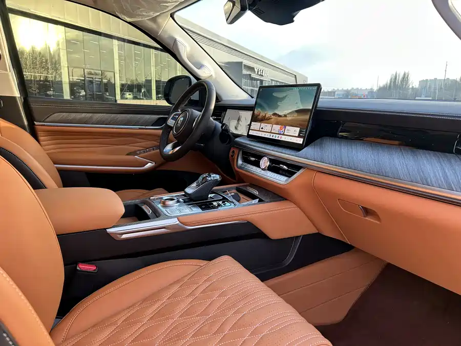 Audi Audi A8 в цвете и кузовом – это идеальный выбор среди китайских автомобилей. Доступная цена и надежность гарантированы.