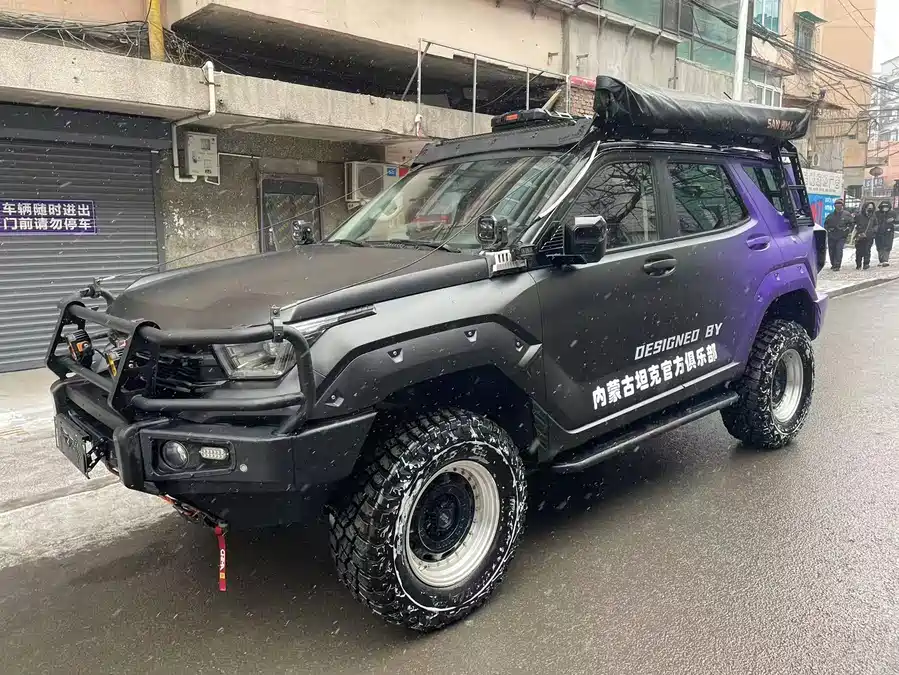Land Rover Land Rover Range Rover в цвете и кузовом – это идеальный выбор среди китайских автомобилей. Доступная цена и надежность гарантированы.
