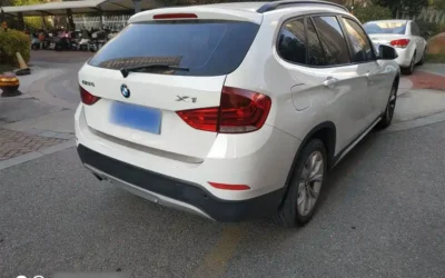 BMW BMW 3 Series в цвете и кузовом – это идеальный выбор среди китайских автомобилей. Доступная цена и надежность гарантированы.