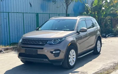 Land Rover Land Rover Discovery Sport в цвете и кузовом – это идеальный выбор среди китайских автомобилей. Доступная цена и надежность гарантированы.
