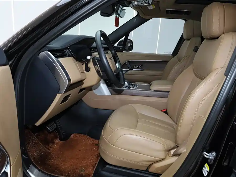 Buick Buick Envision Plus в цвете и кузовом – это идеальный выбор среди китайских автомобилей. Доступная цена и надежность гарантированы.