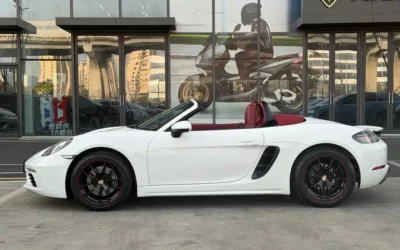 Porsche Porsche Cayenne в цвете и кузовом – это идеальный выбор среди китайских автомобилей. Доступная цена и надежность гарантированы.
