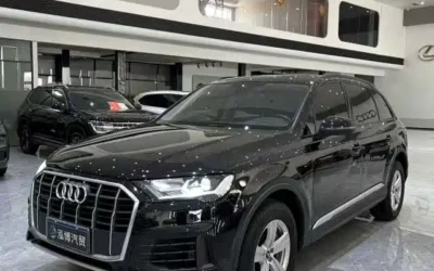 Audi Audi Q5L в цвете и кузовом – это идеальный выбор среди китайских автомобилей. Доступная цена и надежность гарантированы.