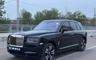 Rolls-Royce Rolls-Royce Ghost в цвете и кузовом – это идеальный выбор среди китайских автомобилей. Доступная цена и надежность гарантированы.