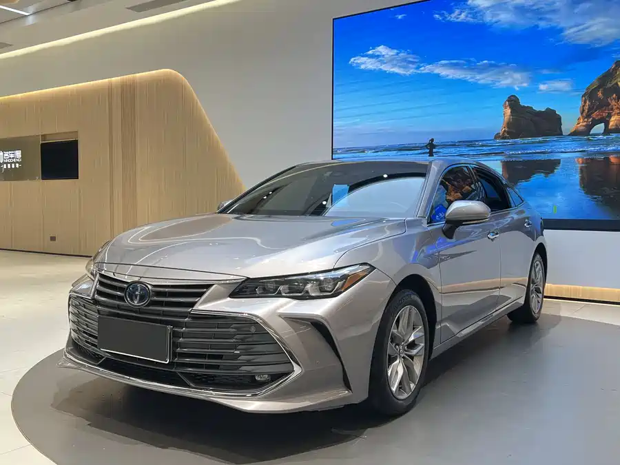 Buick Buick Regal в цвете и кузовом – это идеальный выбор среди китайских автомобилей. Доступная цена и надежность гарантированы.