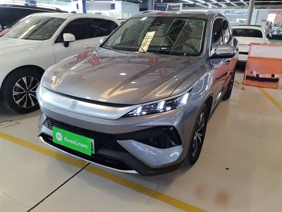 Honda Honda Civic в цвете и кузовом – это идеальный выбор среди китайских автомобилей. Доступная цена и надежность гарантированы.