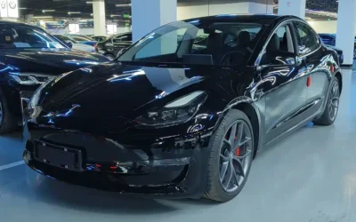 Tesla Tesla Model Y в цвете и кузовом – это идеальный выбор среди китайских автомобилей. Доступная цена и надежность гарантированы.