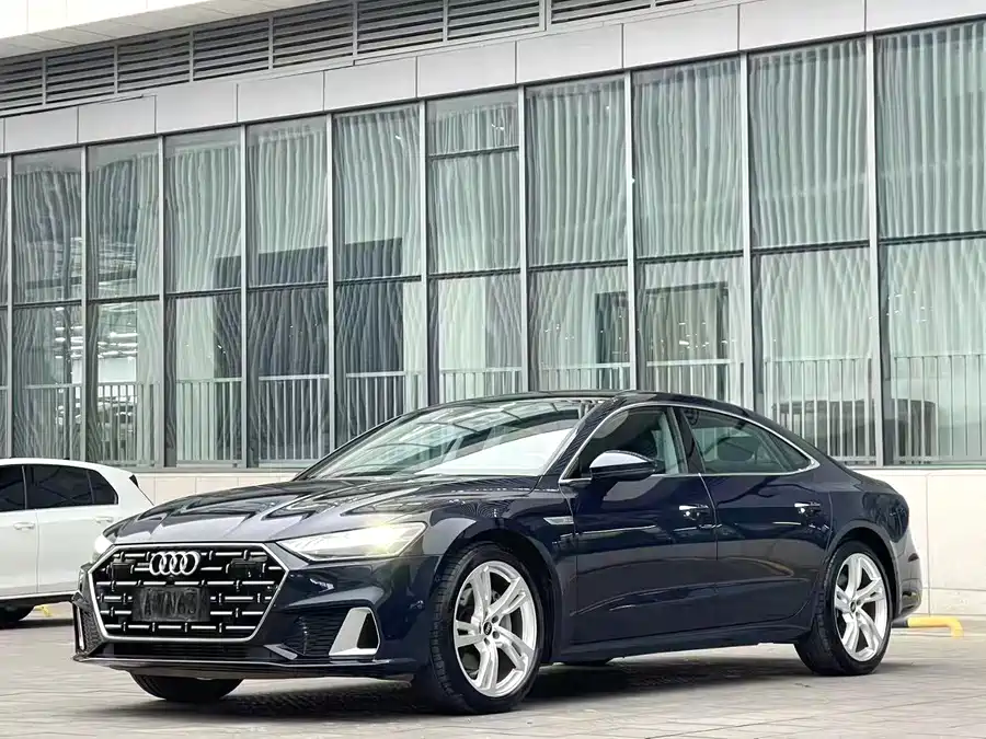Audi Audi A7L в цвете и кузовом – это идеальный выбор среди китайских автомобилей. Доступная цена и надежность гарантированы.