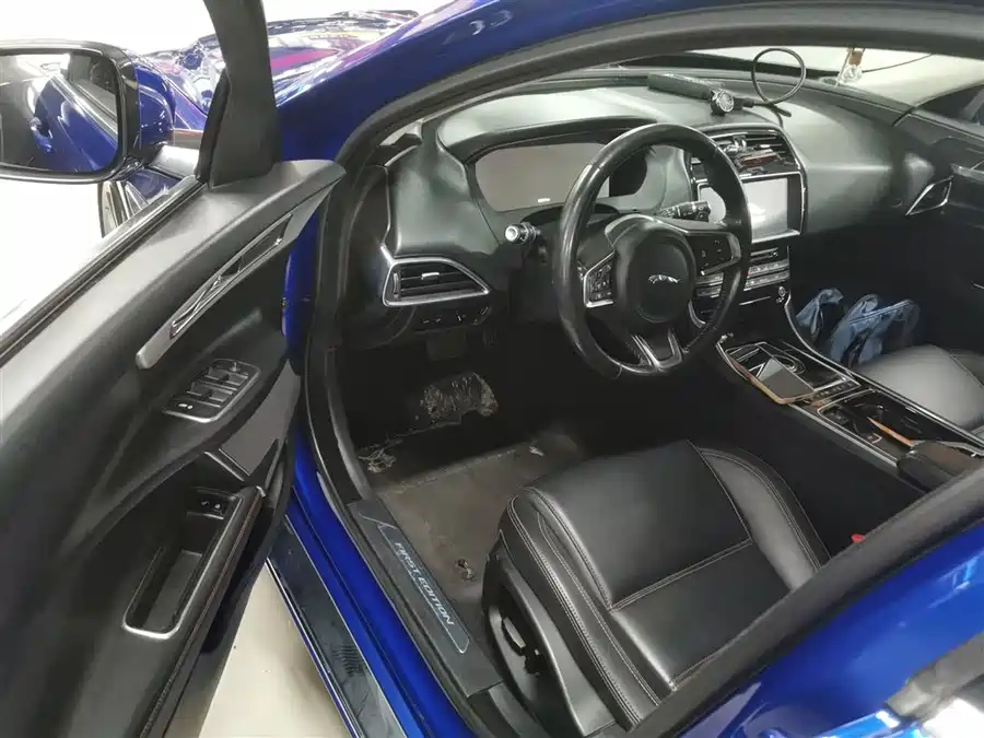 BYD BYD F0 в цвете и кузовом – это идеальный выбор среди китайских автомобилей. Доступная цена и надежность гарантированы.