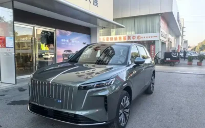 Hongqi Hongqi H5 в цвете и кузовом – это идеальный выбор среди китайских автомобилей. Доступная цена и надежность гарантированы.