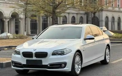 BMW BMW 3 Series GT в цвете и кузовом – это идеальный выбор среди китайских автомобилей. Доступная цена и надежность гарантированы.