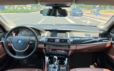 BMW BMW 3 Series в цвете и кузовом – это идеальный выбор среди китайских автомобилей. Доступная цена и надежность гарантированы.