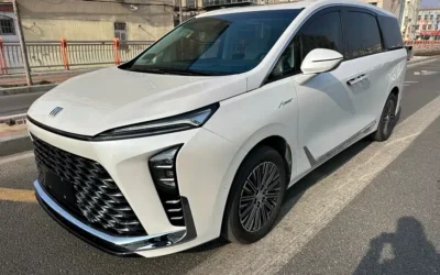Buick Buick GL6 в цвете и кузовом – это идеальный выбор среди китайских автомобилей. Доступная цена и надежность гарантированы.